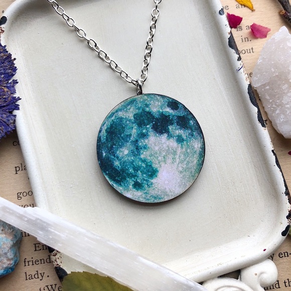🌜🌑Full Moon Necklace🌑🌛 •Boho•Bohemian• - Picture 2 of 4